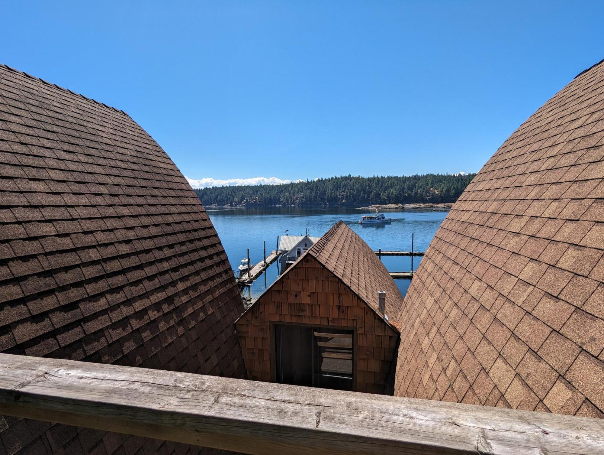 Jade Resort-Oceanfront Suites In Gowlland Harbour Heriot Bay Bagian luar foto