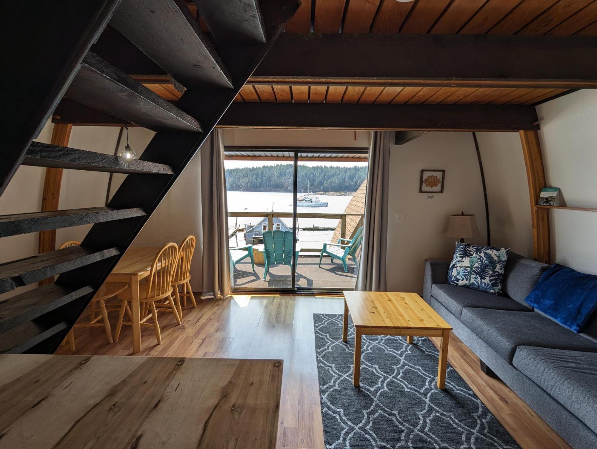 Jade Resort-Oceanfront Suites In Gowlland Harbour Heriot Bay Bagian luar foto