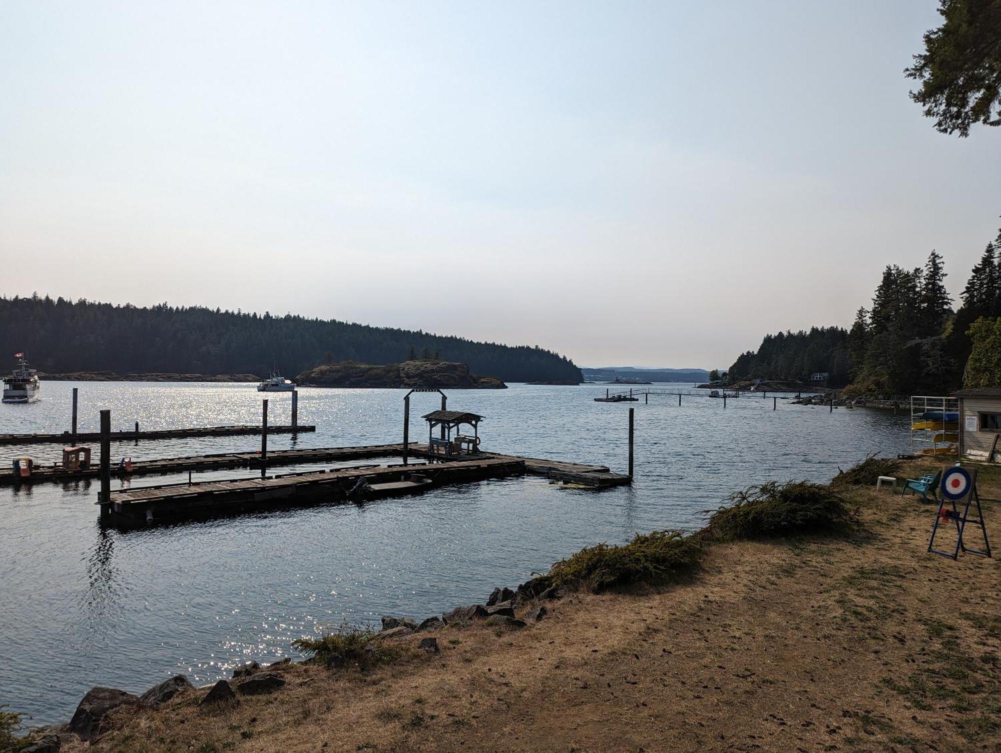 Jade Resort-Oceanfront Suites In Gowlland Harbour Heriot Bay Bagian luar foto