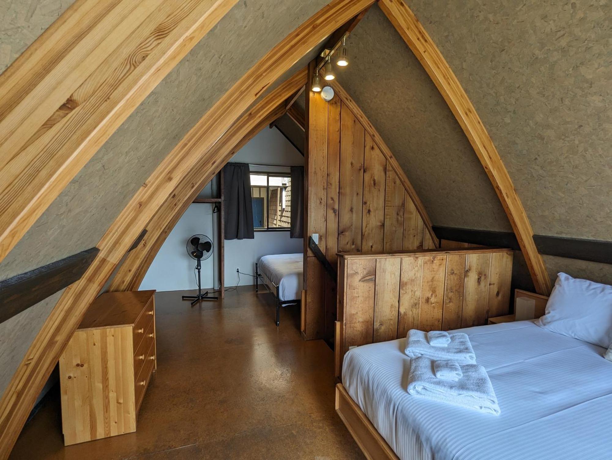 Jade Resort-Oceanfront Suites In Gowlland Harbour Heriot Bay Bagian luar foto