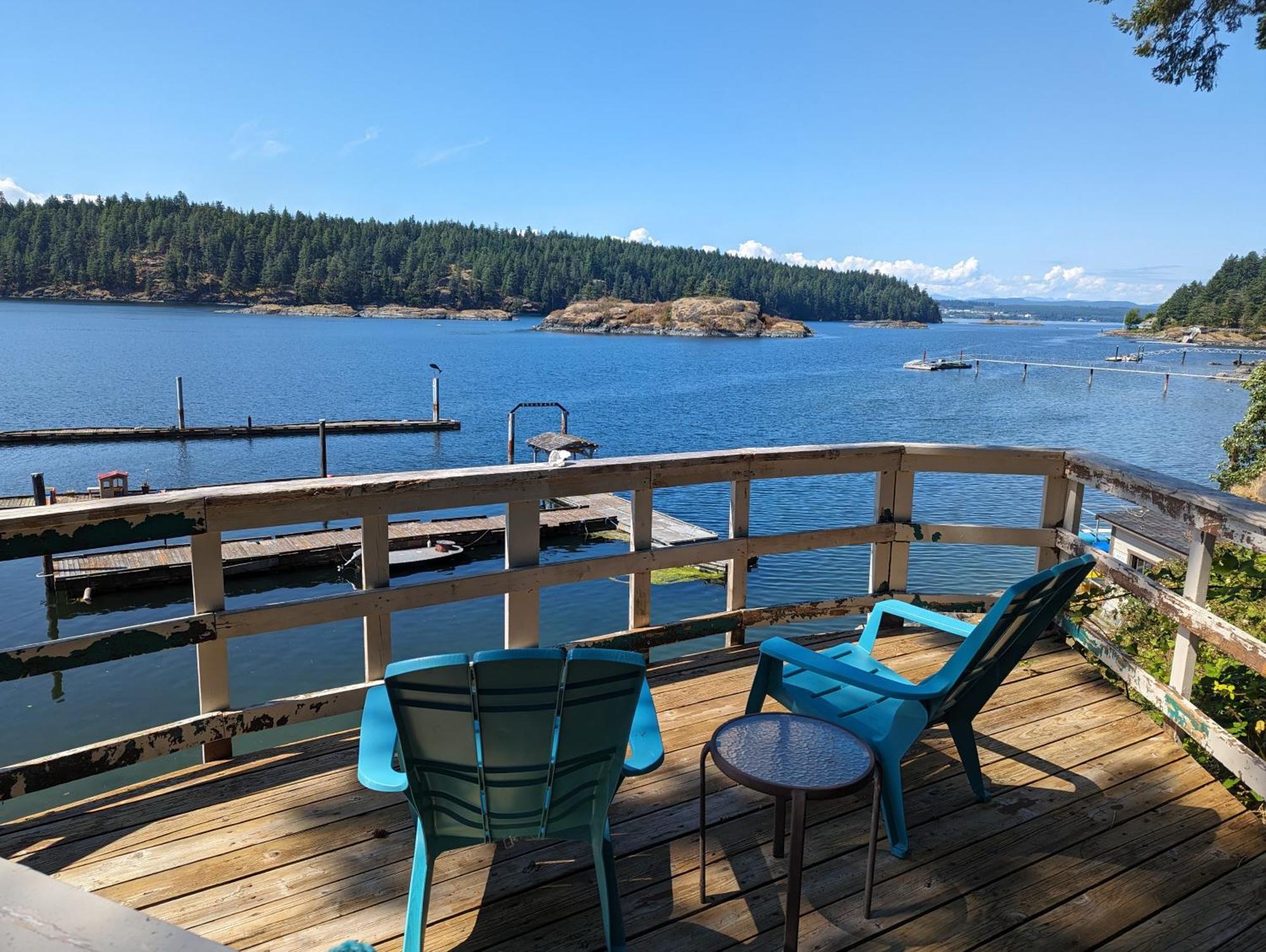 Jade Resort-Oceanfront Suites In Gowlland Harbour Heriot Bay Bagian luar foto