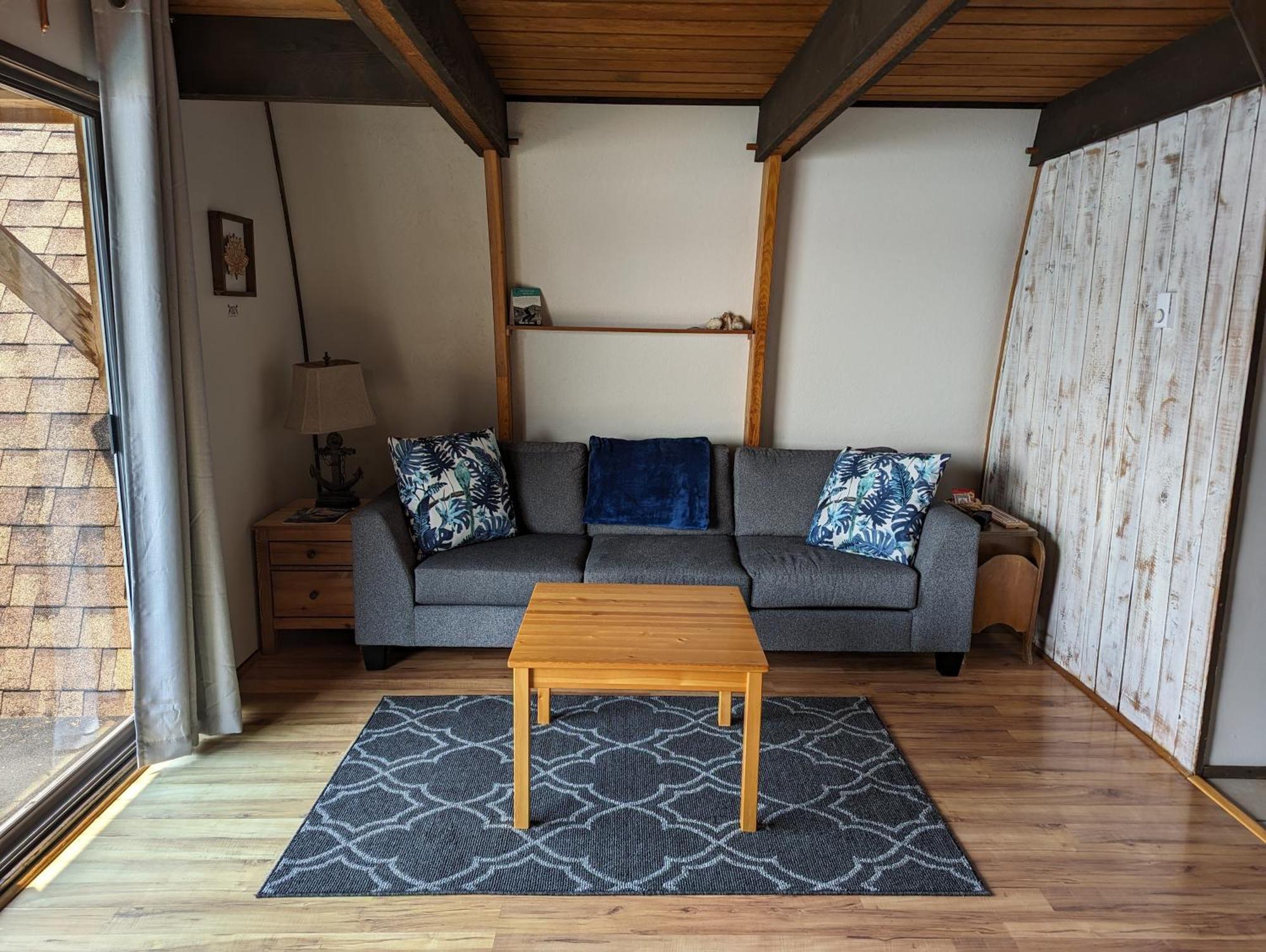 Jade Resort-Oceanfront Suites In Gowlland Harbour Heriot Bay Bagian luar foto